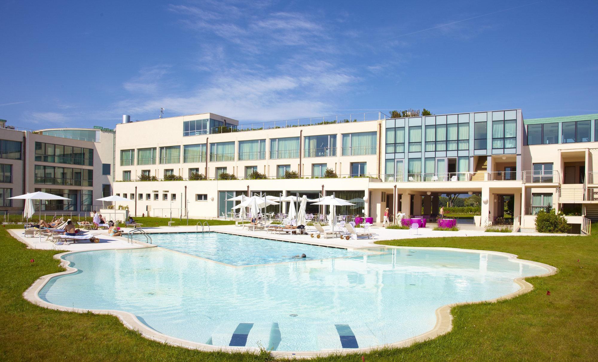 Hotel Pisa Tower Plaza Exterior foto The hotel